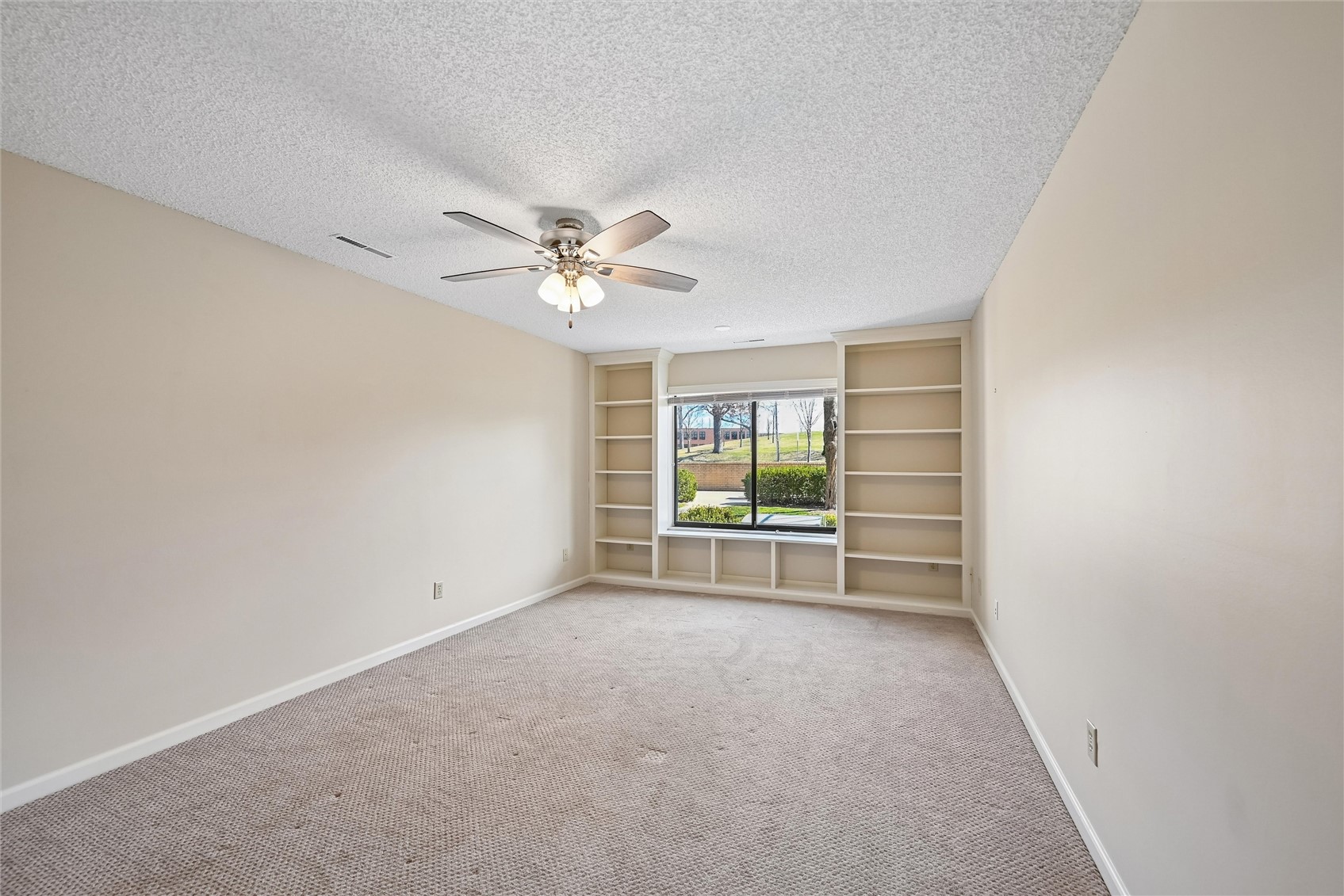 190 Cottage Grove Avenue SE Cedar Rapids IA 52403