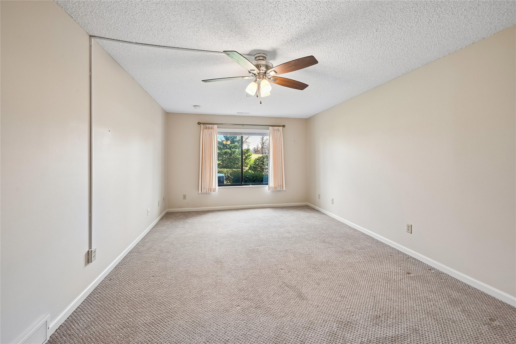 190 Cottage Grove Avenue SE Cedar Rapids IA 52403