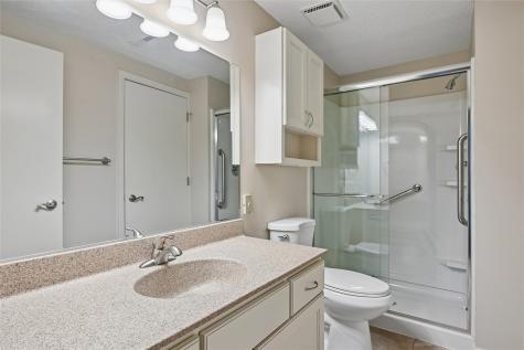 190 Cottage Grove Avenue SE Cedar Rapids IA 52403