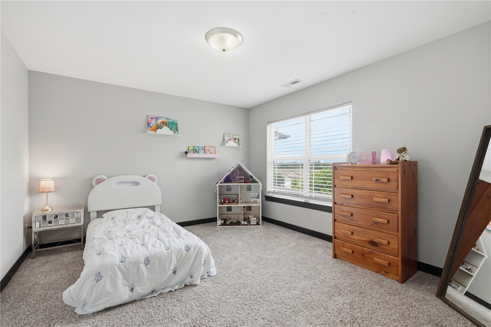 3509 Pioneer Avenue SE Cedar Rapids IA 52403