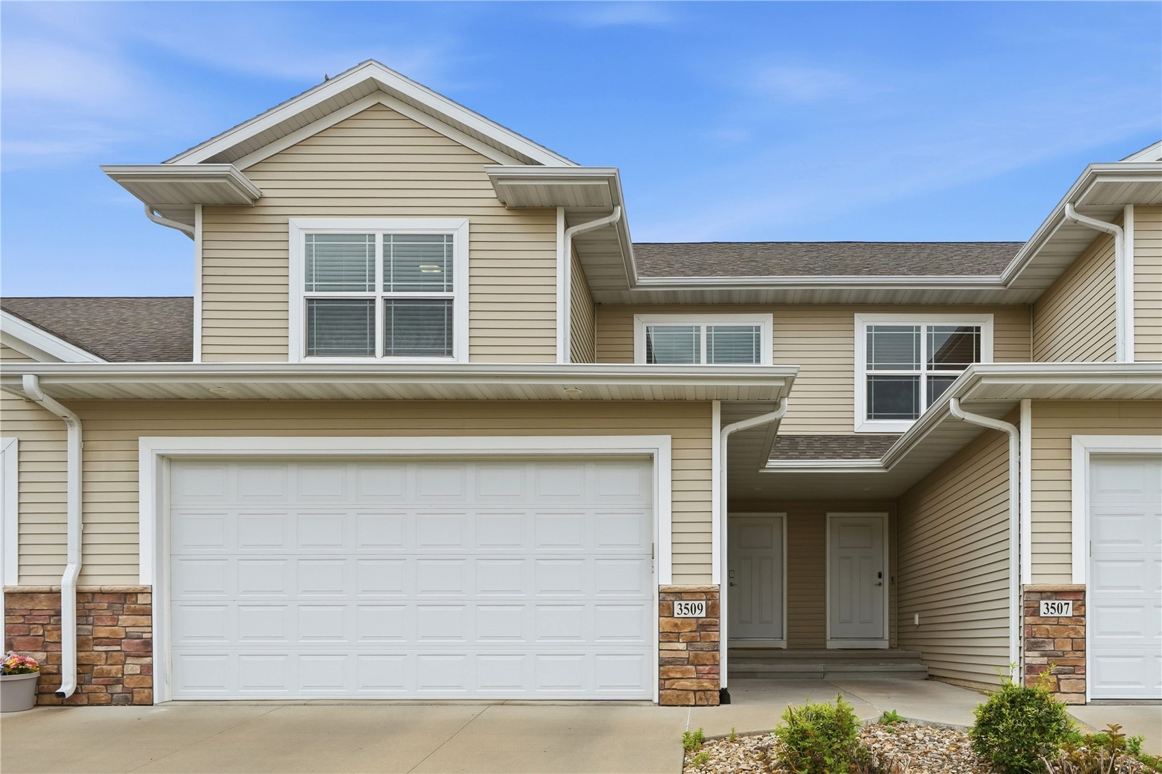3509 Pioneer Avenue SE Cedar Rapids IA 52403