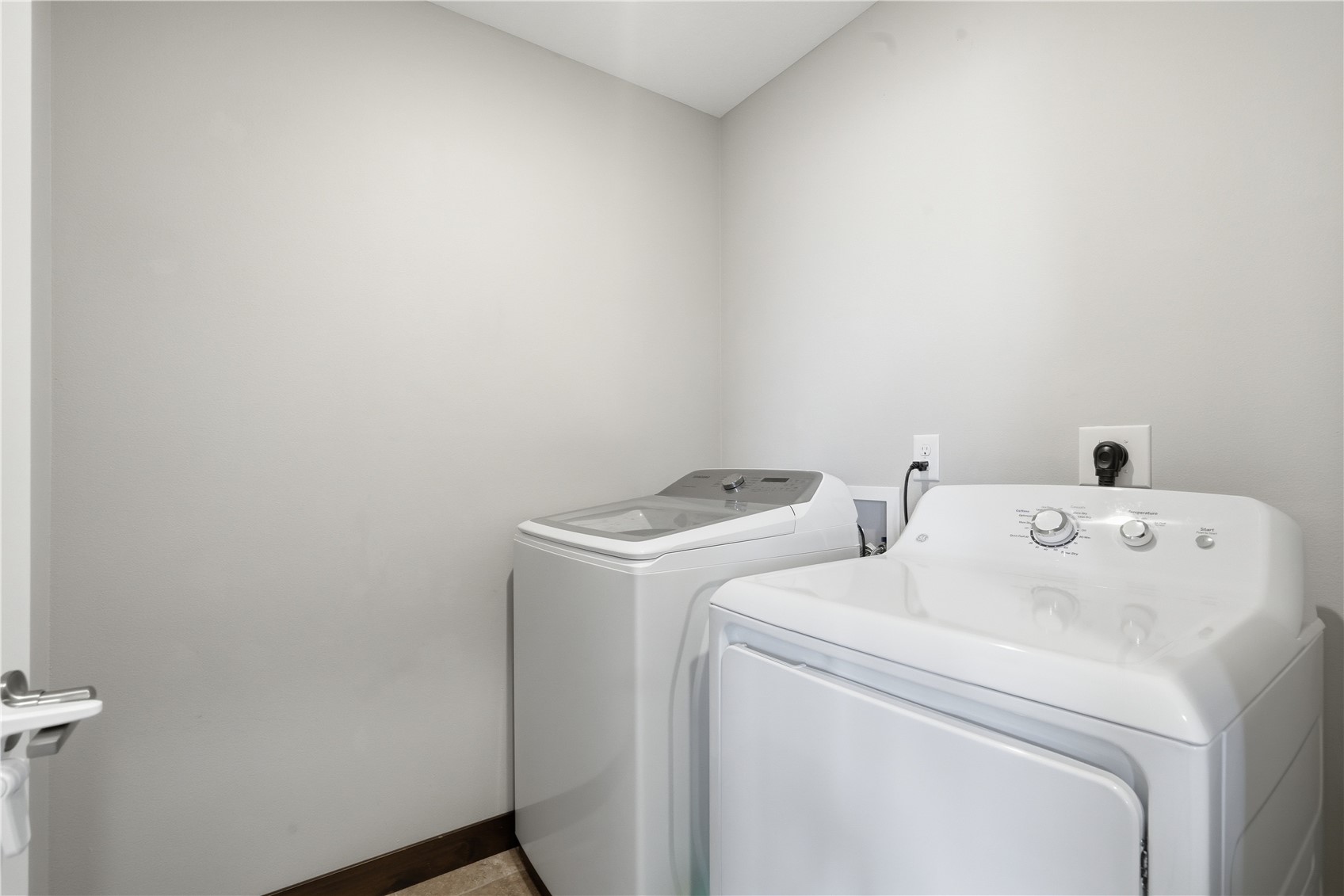 3509 Pioneer Avenue SE Cedar Rapids IA 52403