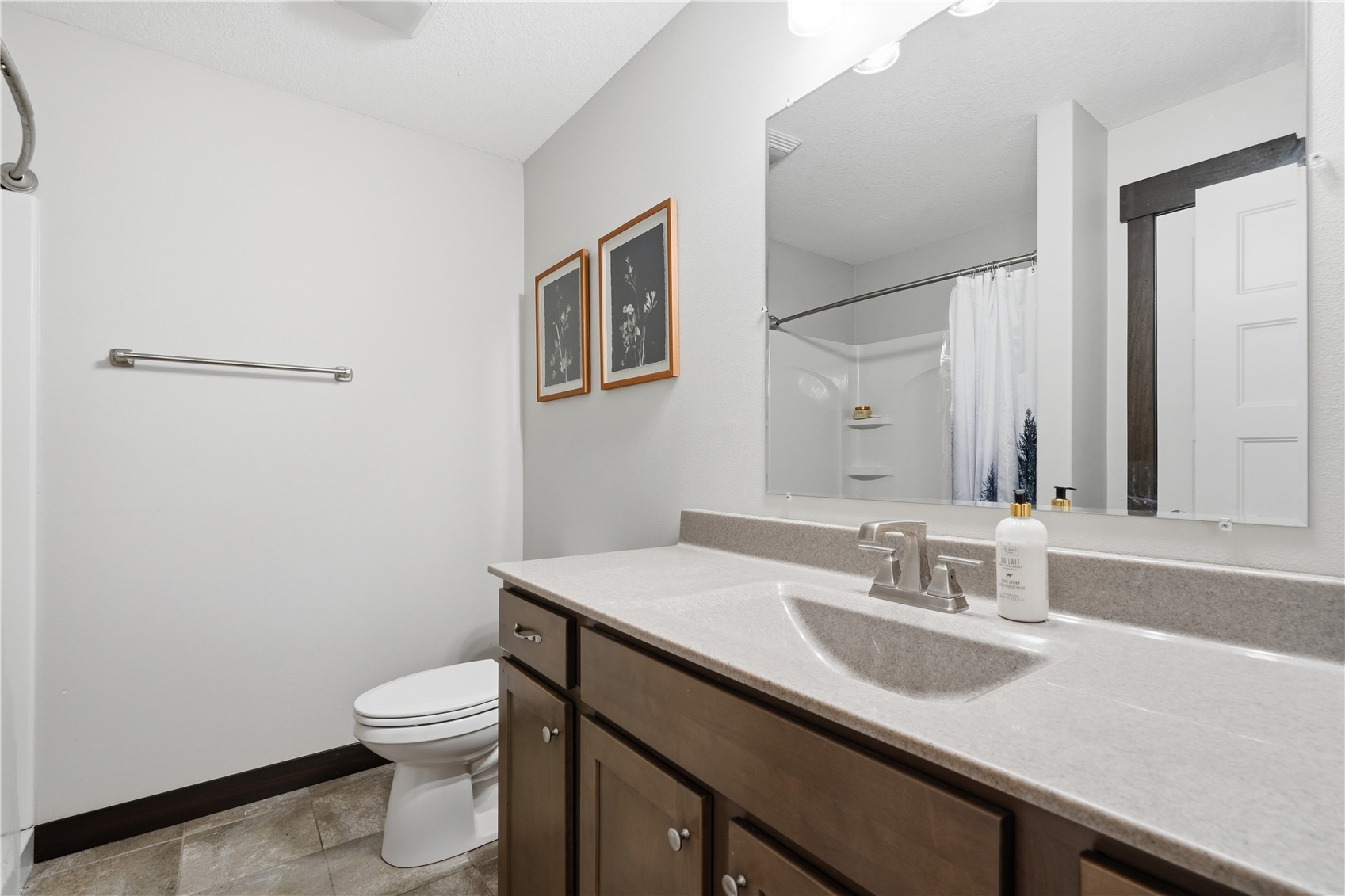 3509 Pioneer Avenue SE Cedar Rapids IA 52403