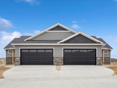 827 Prairie View Drive West Branch IA 52358