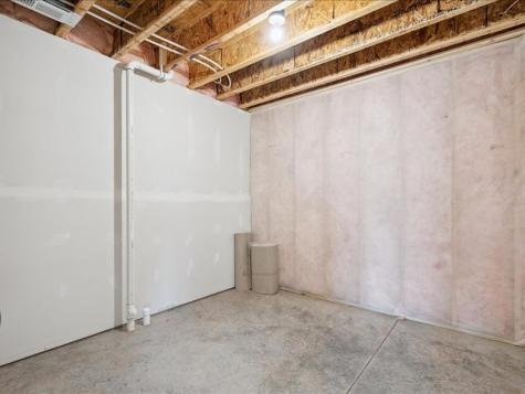 827 Prairie View Drive West Branch IA 52358
