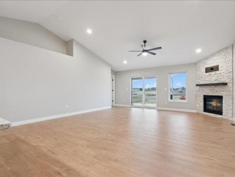 827 Prairie View Drive West Branch IA 52358