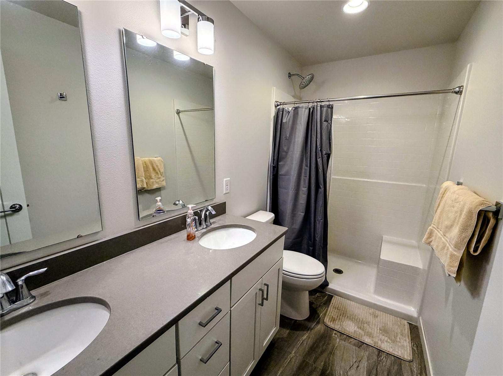 2237 Saint Andrews Drive North Liberty IA 52317