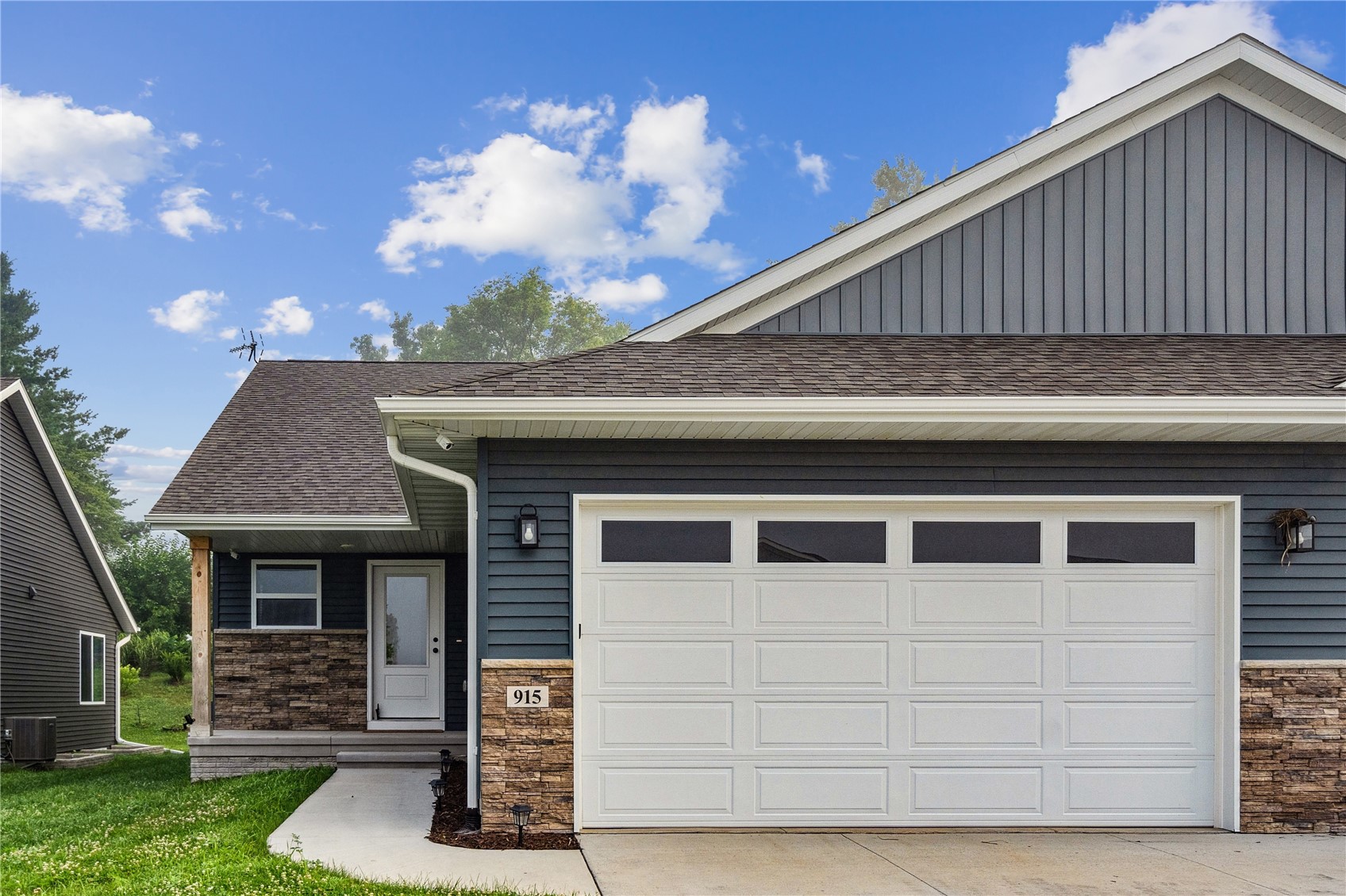 915 Prairie View Drive West Branch IA 52358