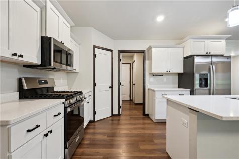 915 Prairie View Drive West Branch IA 52358