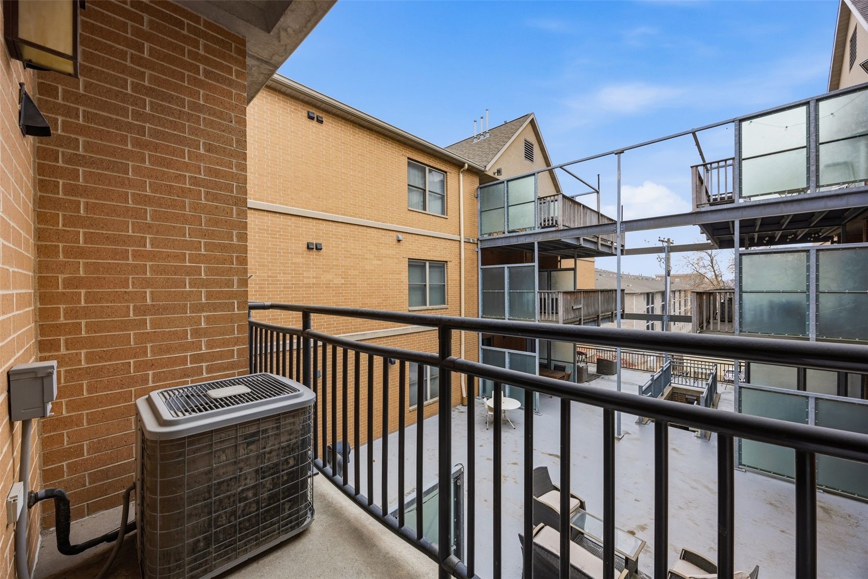 332 S Linn Street Iowa City IA 52240