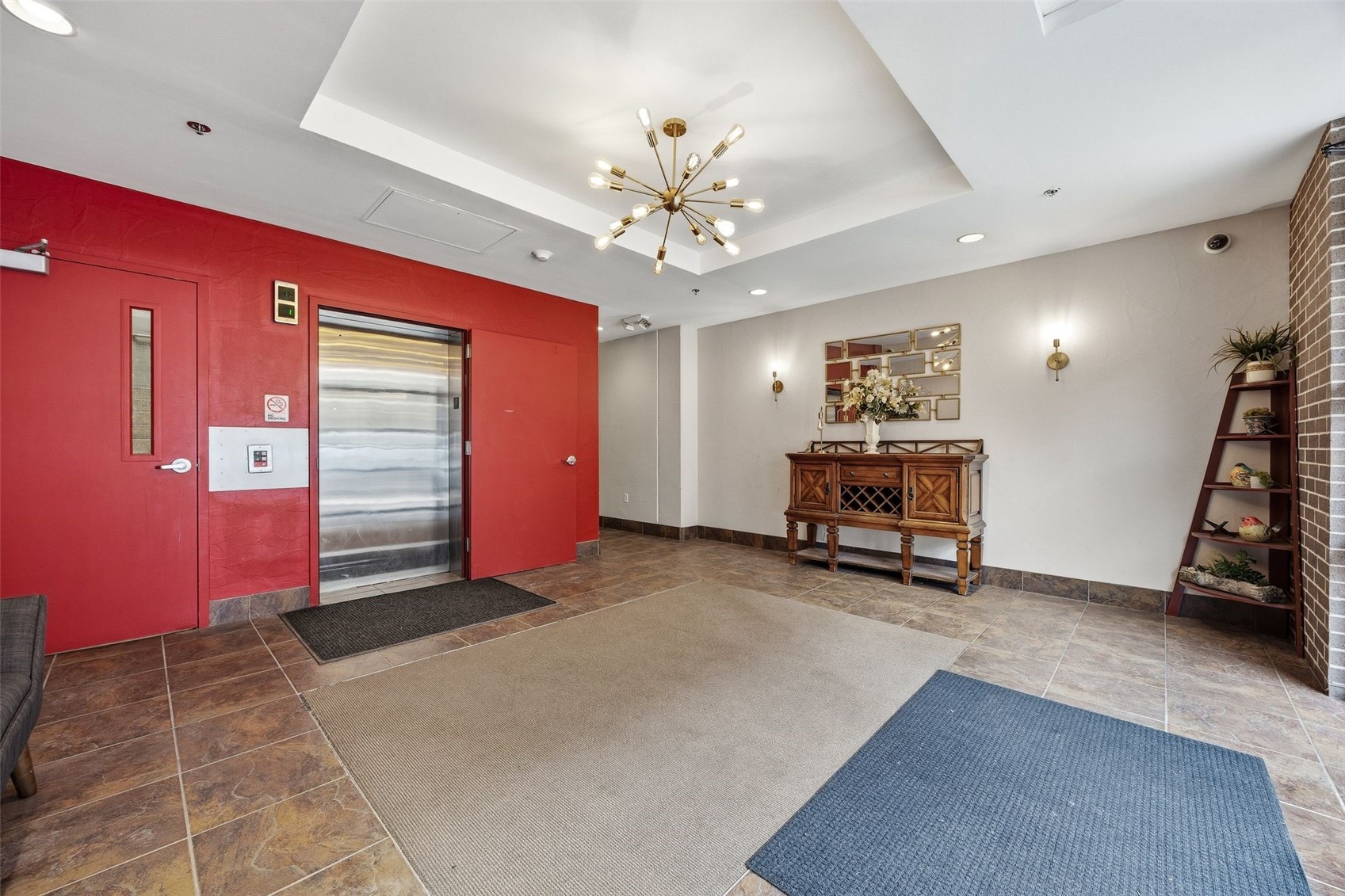 332 S Linn Street Iowa City IA 52240