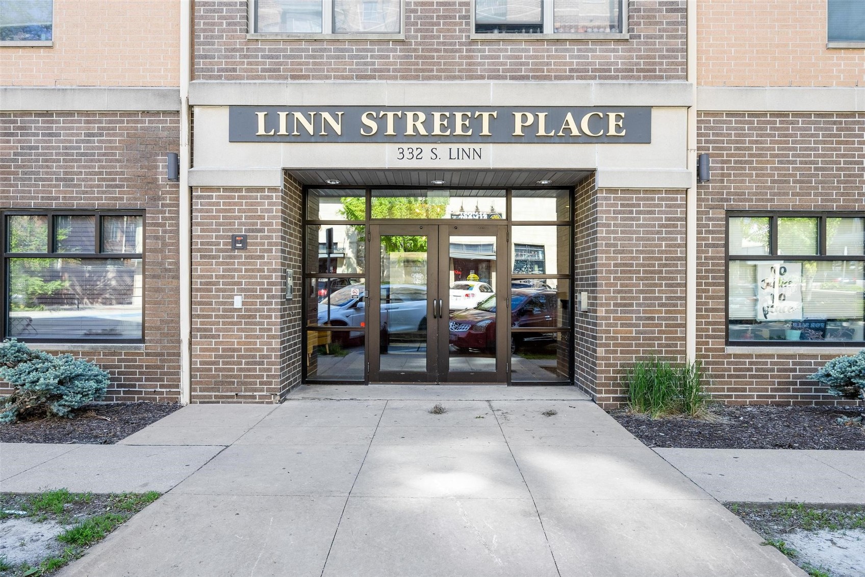 332 S Linn Street Iowa City IA 52240