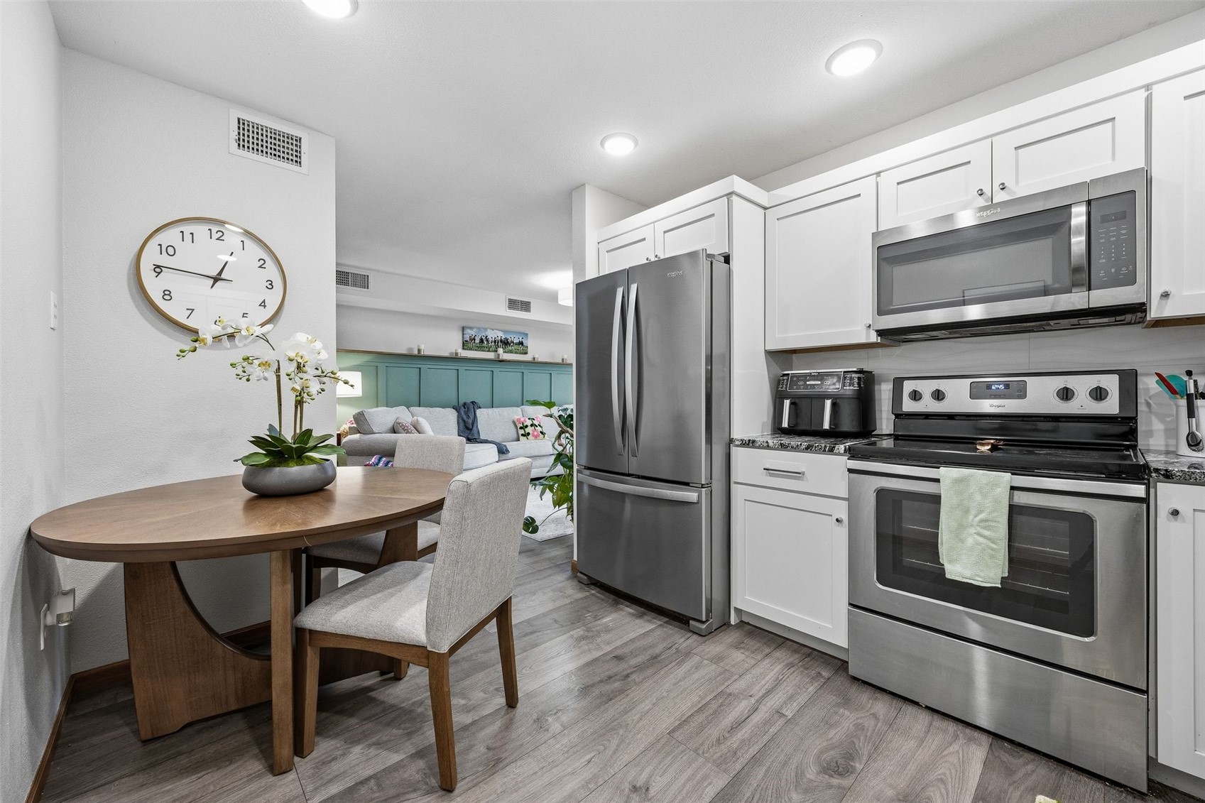 332 S Linn Street Iowa City IA 52240