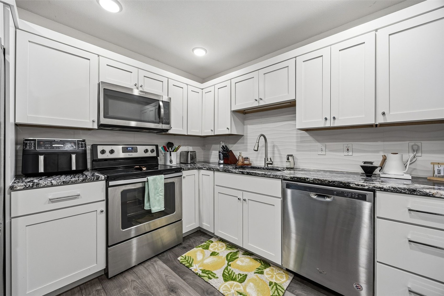 332 S Linn Street Iowa City IA 52240