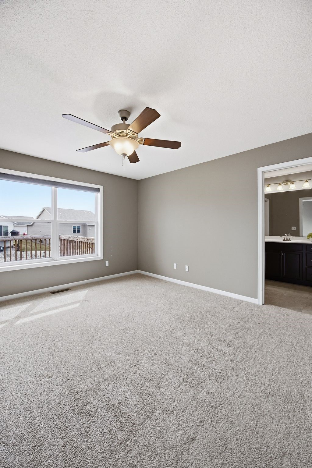 7003 Waterview Drive SW Cedar Rapids IA 52404