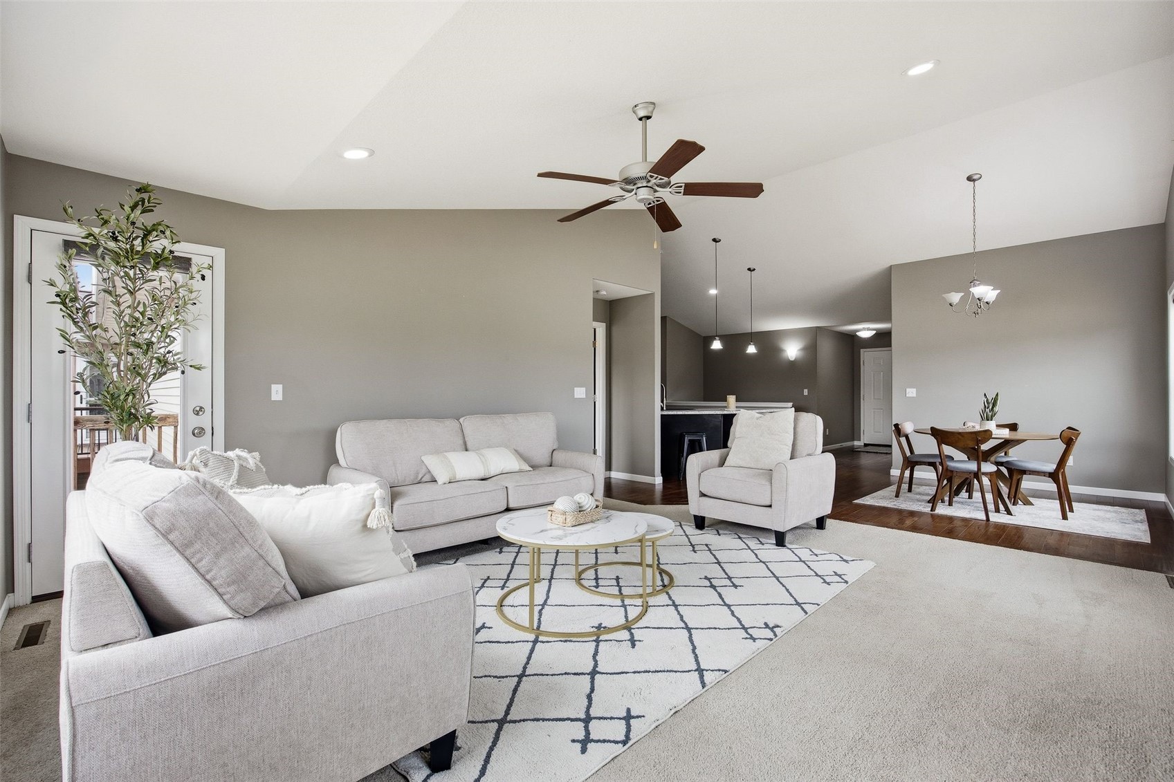 7003 Waterview Drive SW Cedar Rapids IA 52404