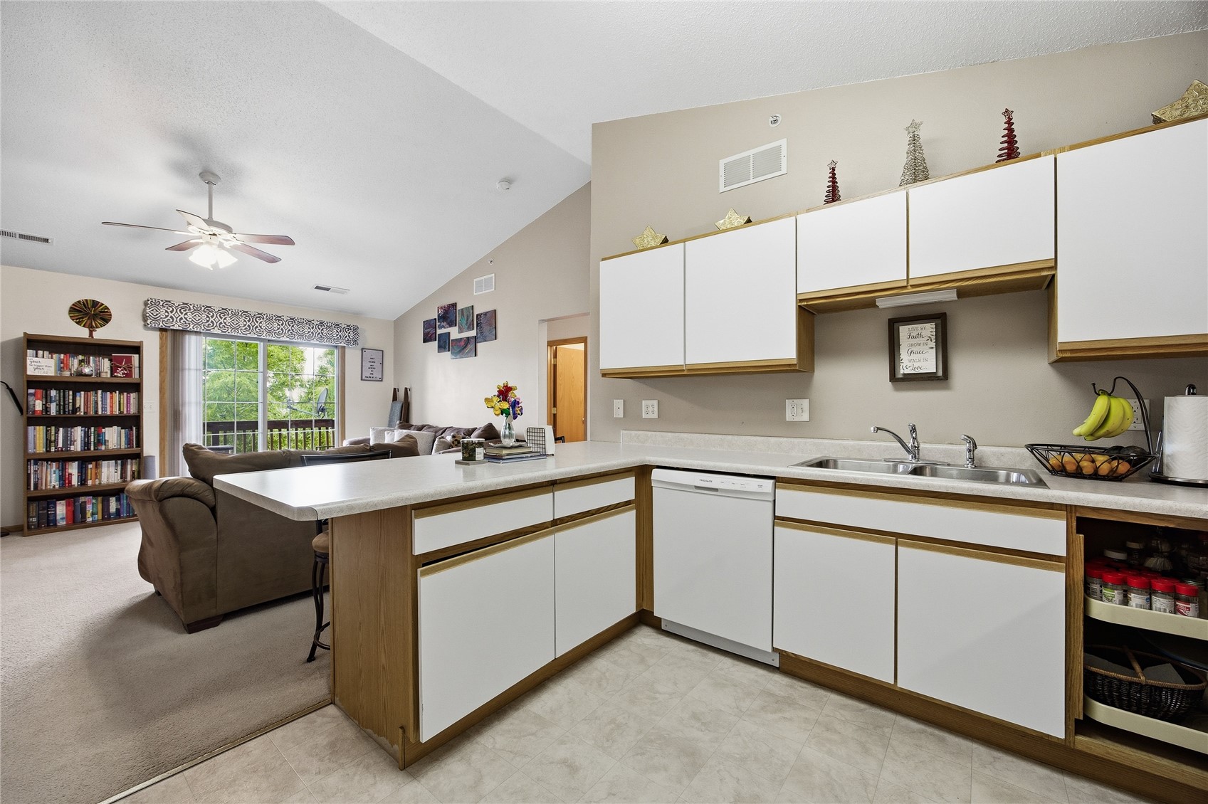2853 Coral Court Coralville IA 52241