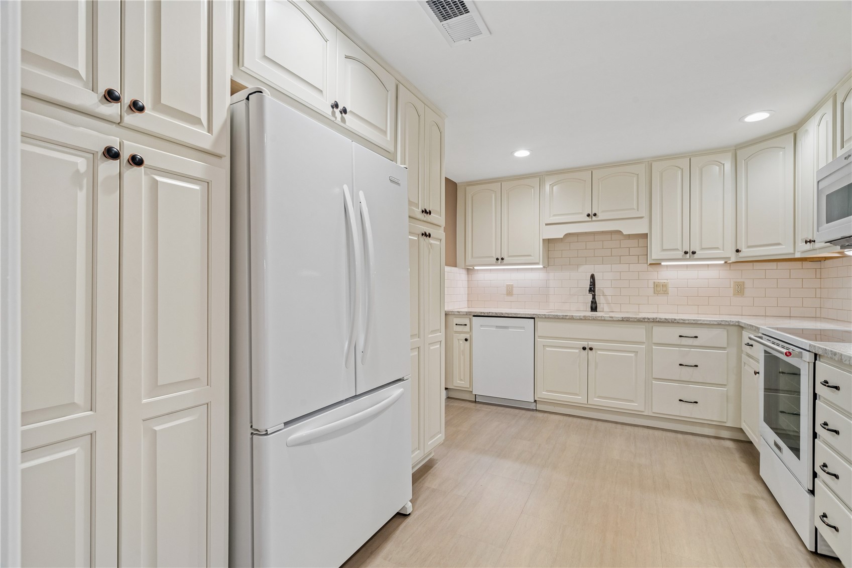 100 Thompson Drive SE Cedar Rapids IA 52403