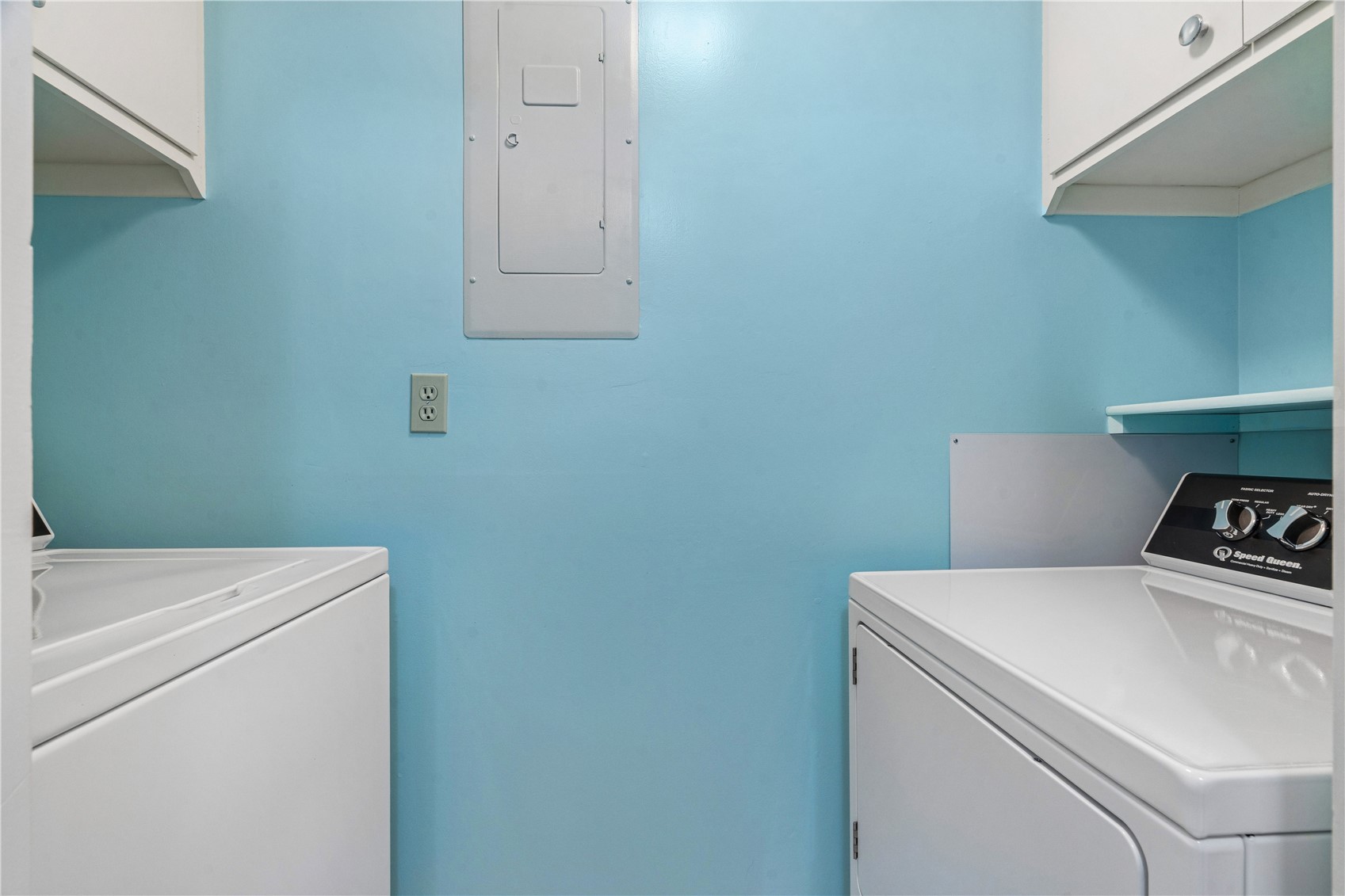 100 Thompson Drive SE Cedar Rapids IA 52403
