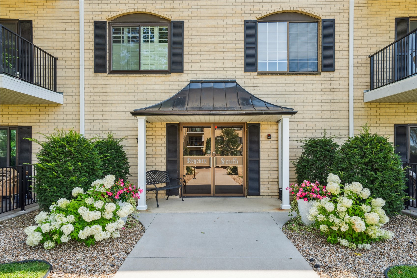 100 Thompson Drive SE Cedar Rapids IA 52403