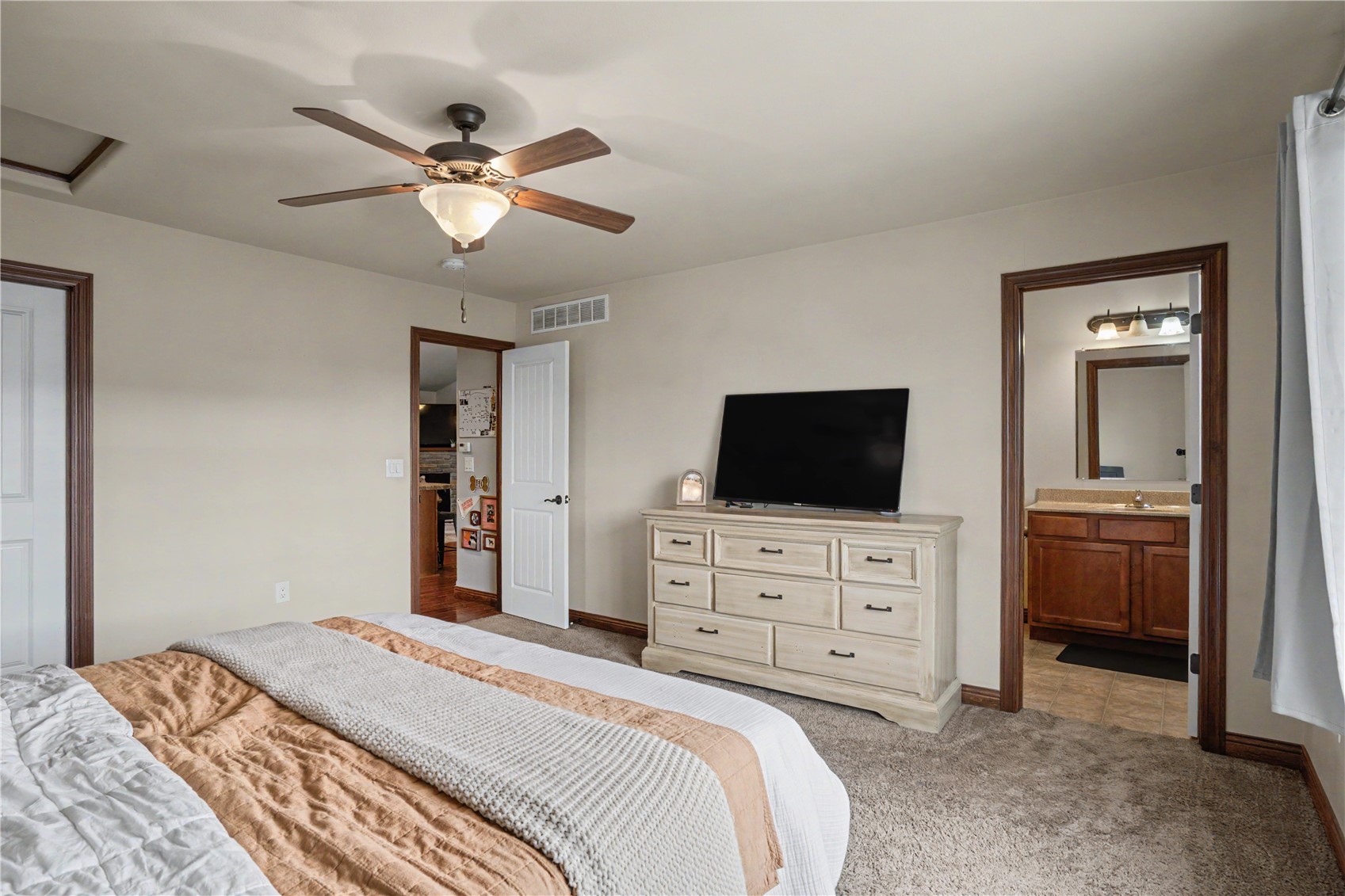 177 N Park Ridge Road North Liberty IA 52317