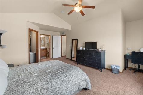 1655 Burr Drive North Liberty IA 52317