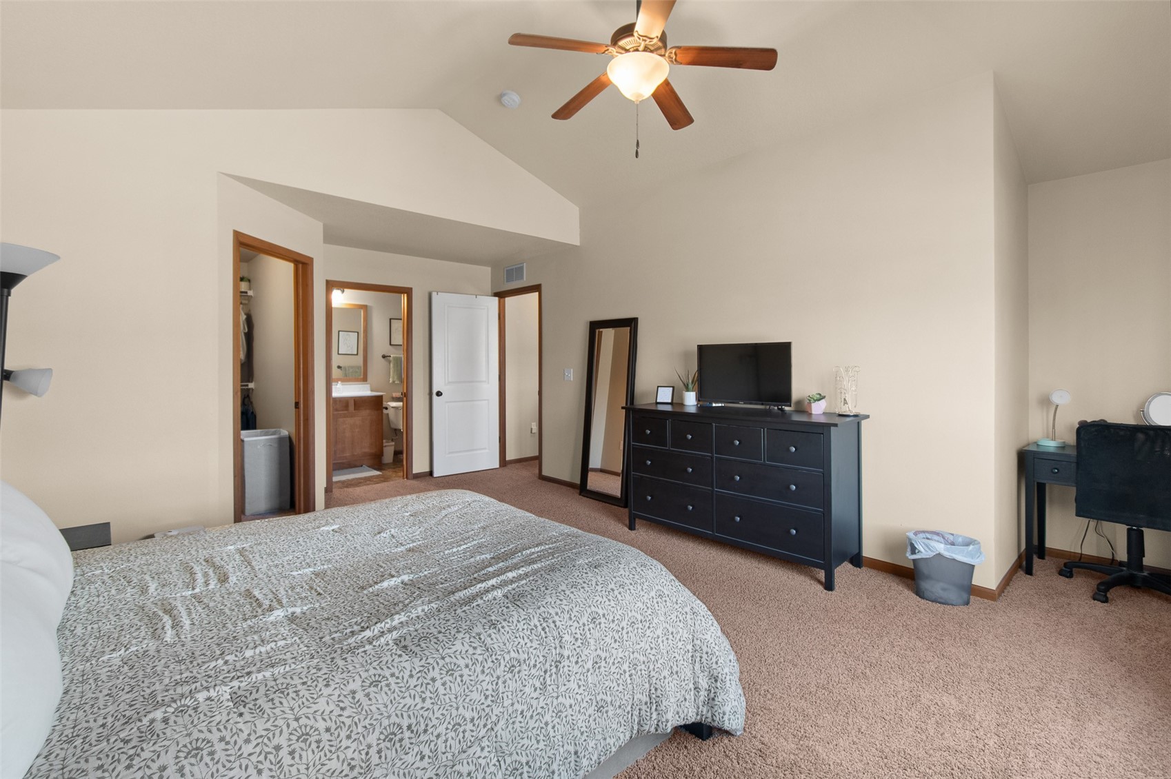 1655 Burr Drive North Liberty IA 52317