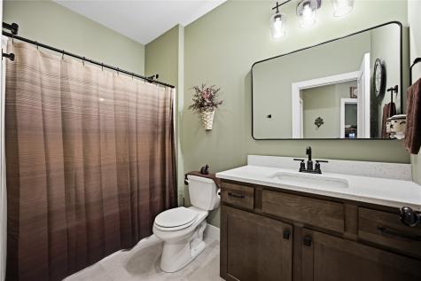 419 15th Avenue SW Mt Vernon IA 52314