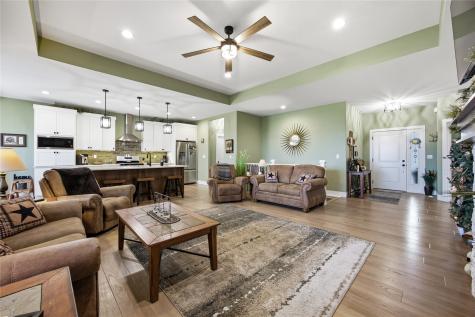 419 15th Avenue SW Mt Vernon IA 52314