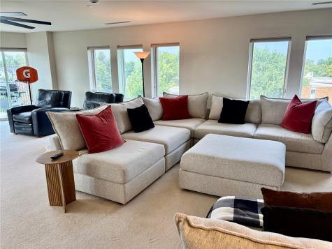 111 Cottage Grove Avenue SE Cedar Rapids IA 52403