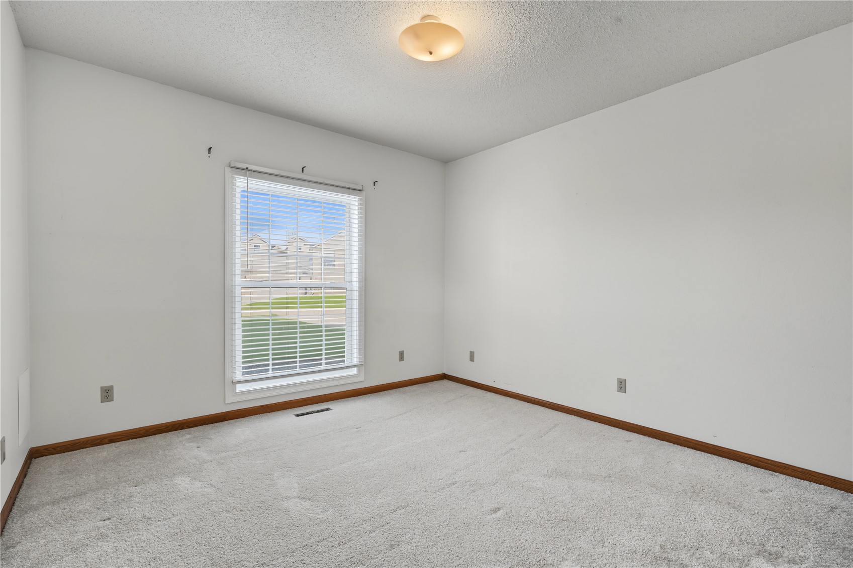 4450 Westchester Drive Cedar Rapids IA 52402