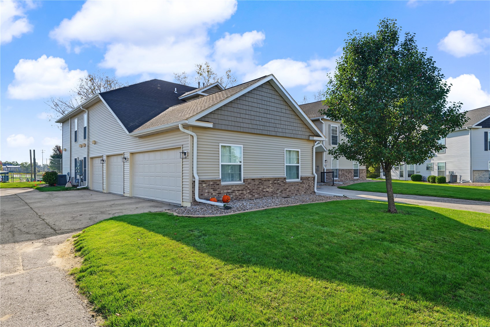 4450 Westchester Drive Cedar Rapids IA 52402