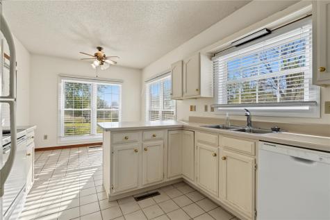 4450 Westchester Drive Cedar Rapids IA 52402