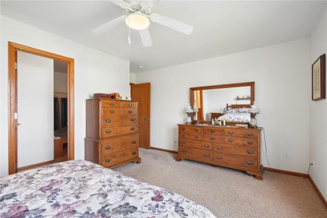 3392 Prairie Bend Circle Marion IA 52302
