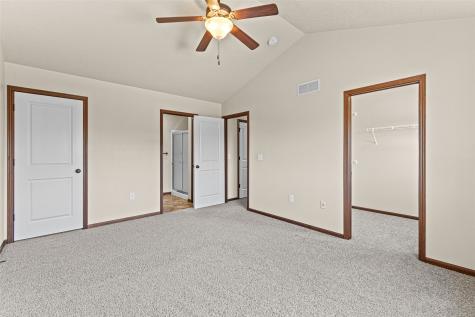 1538 Burr Drive North Liberty IA 52317