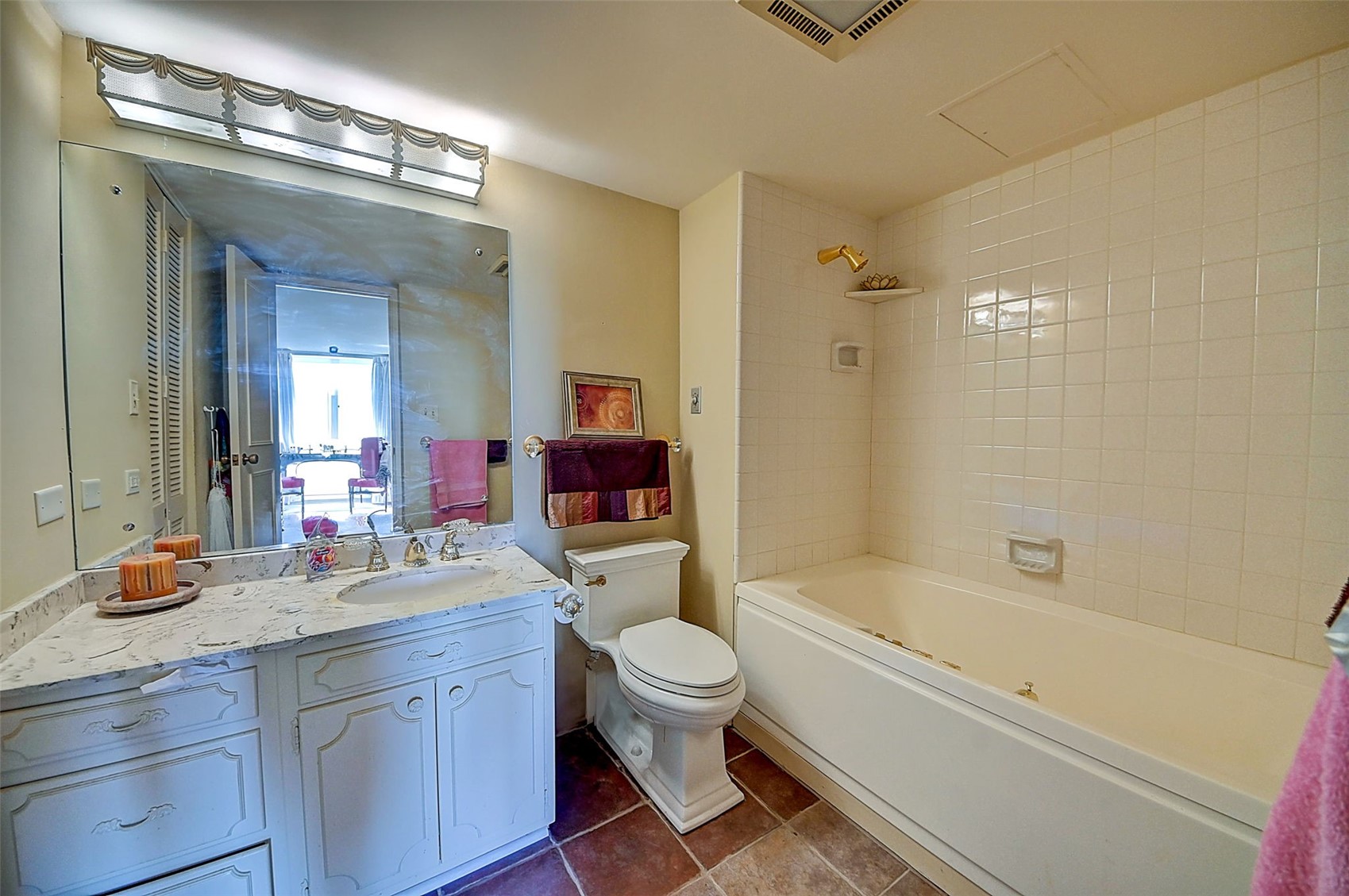 2222 1st Avenue NE Cedar Rapids IA 52402
