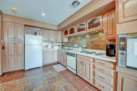 2222 1st Avenue NE Cedar Rapids IA 52402