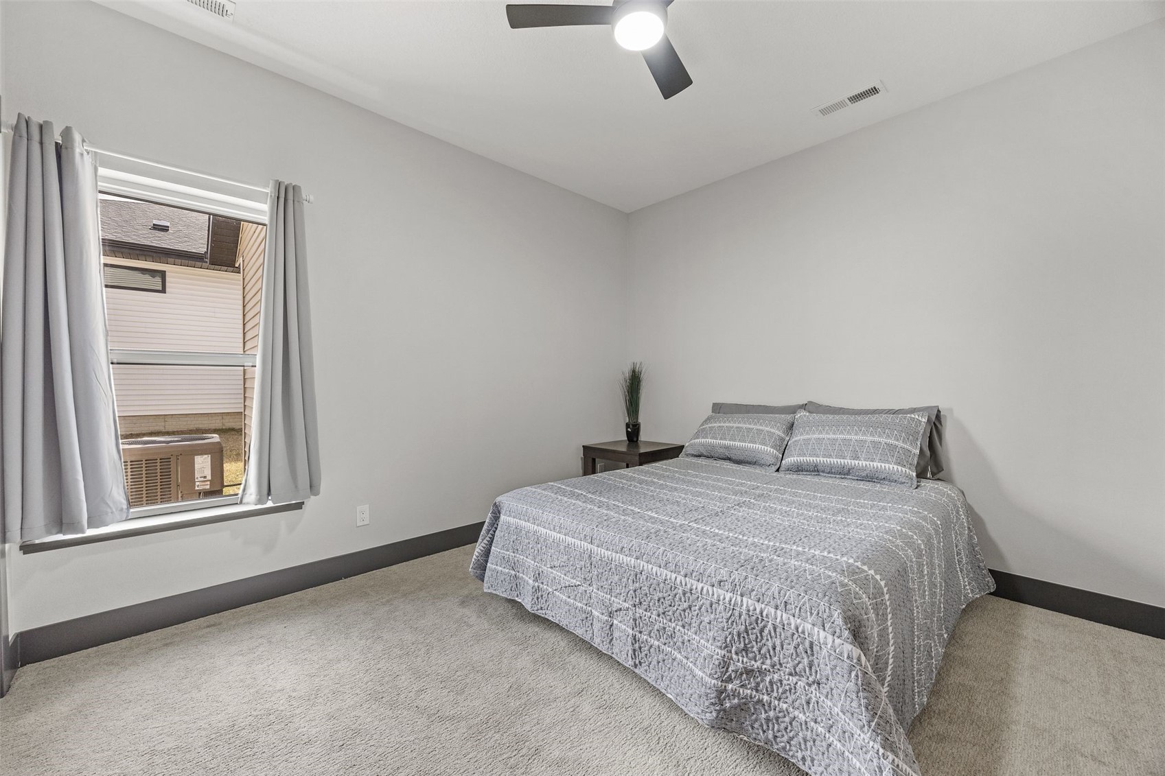 3060 Sunflower Street Ely IA 52227