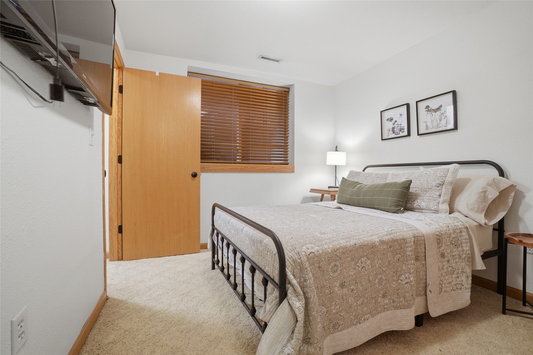 2335 Mulberry Street Coralville IA 52241