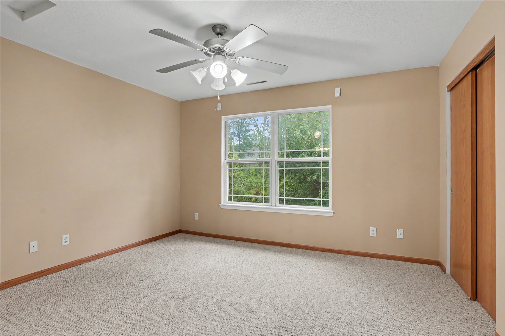 237 38th Street Drive SE Cedar Rapids IA 52403