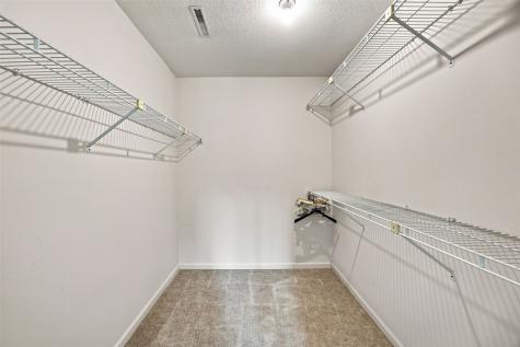 3813 Summerfield Lane NE Cedar Rapids IA 52402