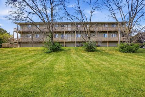 405 W Zeller Street North Liberty IA 52317