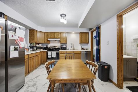 405 W Zeller Street North Liberty IA 52317
