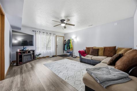 405 W Zeller Street North Liberty IA 52317