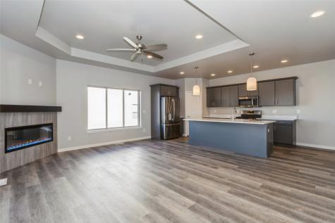 405 Solstice Court North Liberty IA 52317