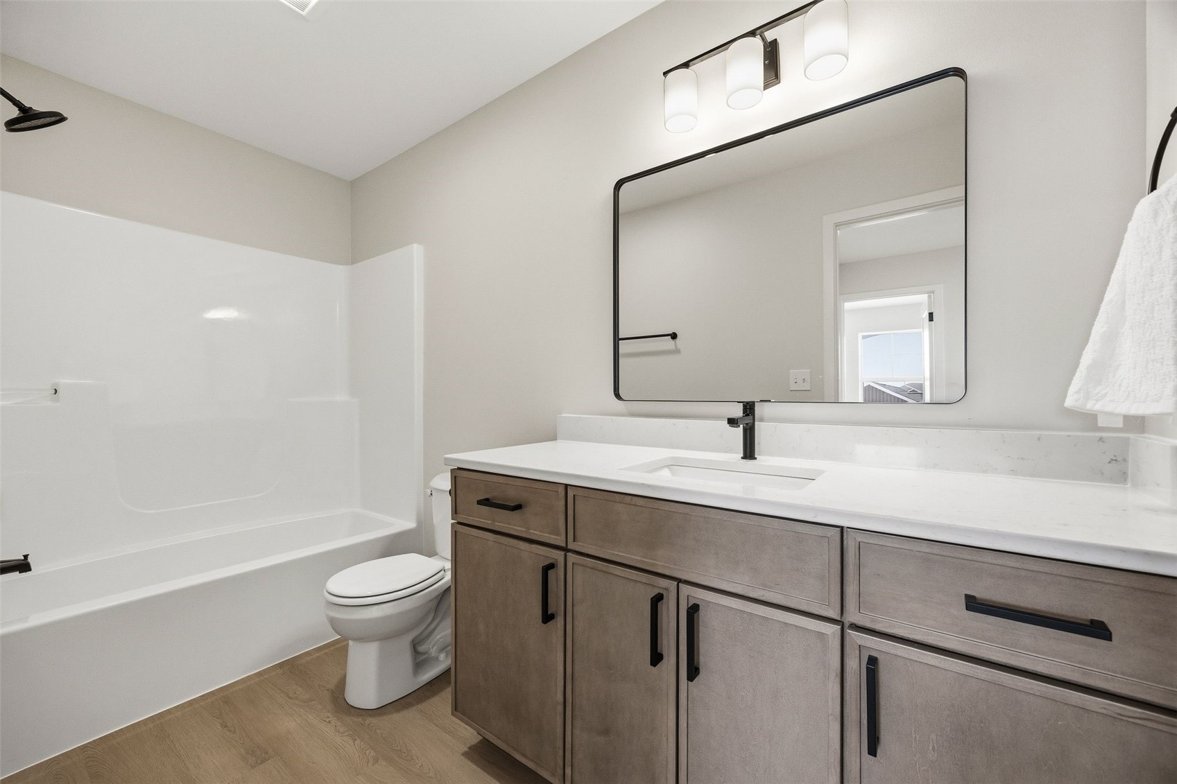 8705 Lewis Drive SW Cedar Rapids IA 52404