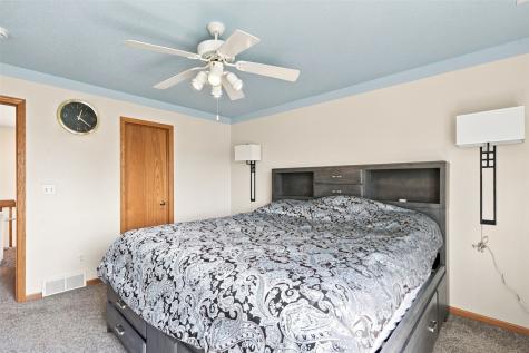 4593 Spoonbill Court Marion IA 52302