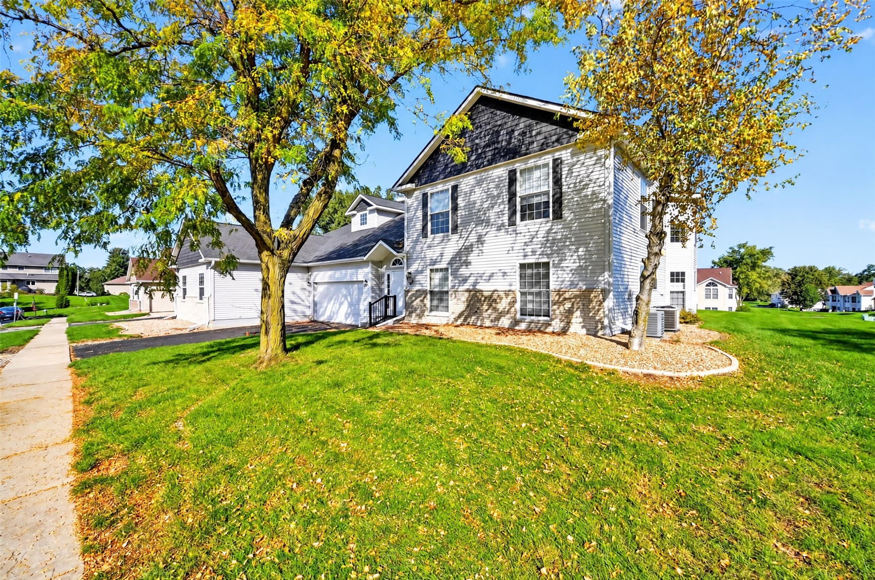 4645 Westchester Drive NE Cedar Rapids IA 52402