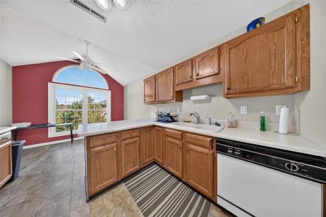 4645 Westchester Drive NE Cedar Rapids IA 52402