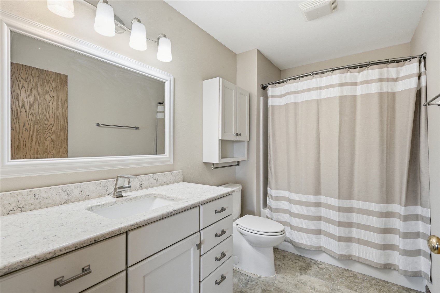 6410 Creekside Drive NE Cedar Rapids IA 52402